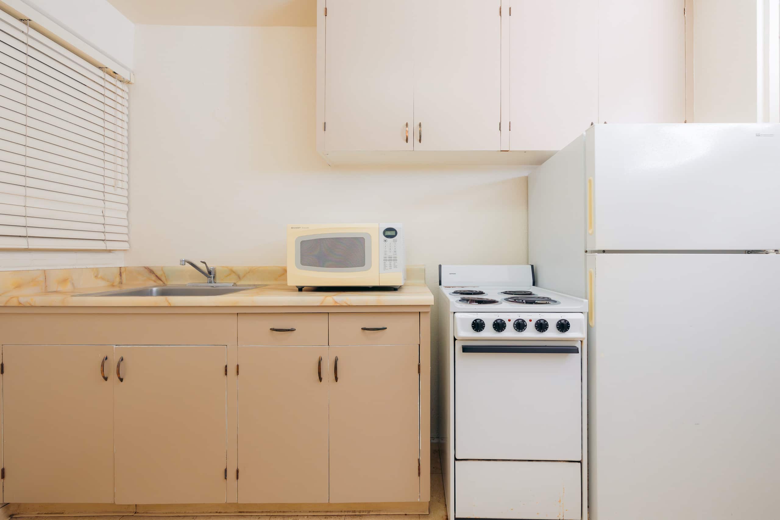Hotel in Honolulu · ★4.13 · Studio · 2 beds · 1 private bath - Image 4