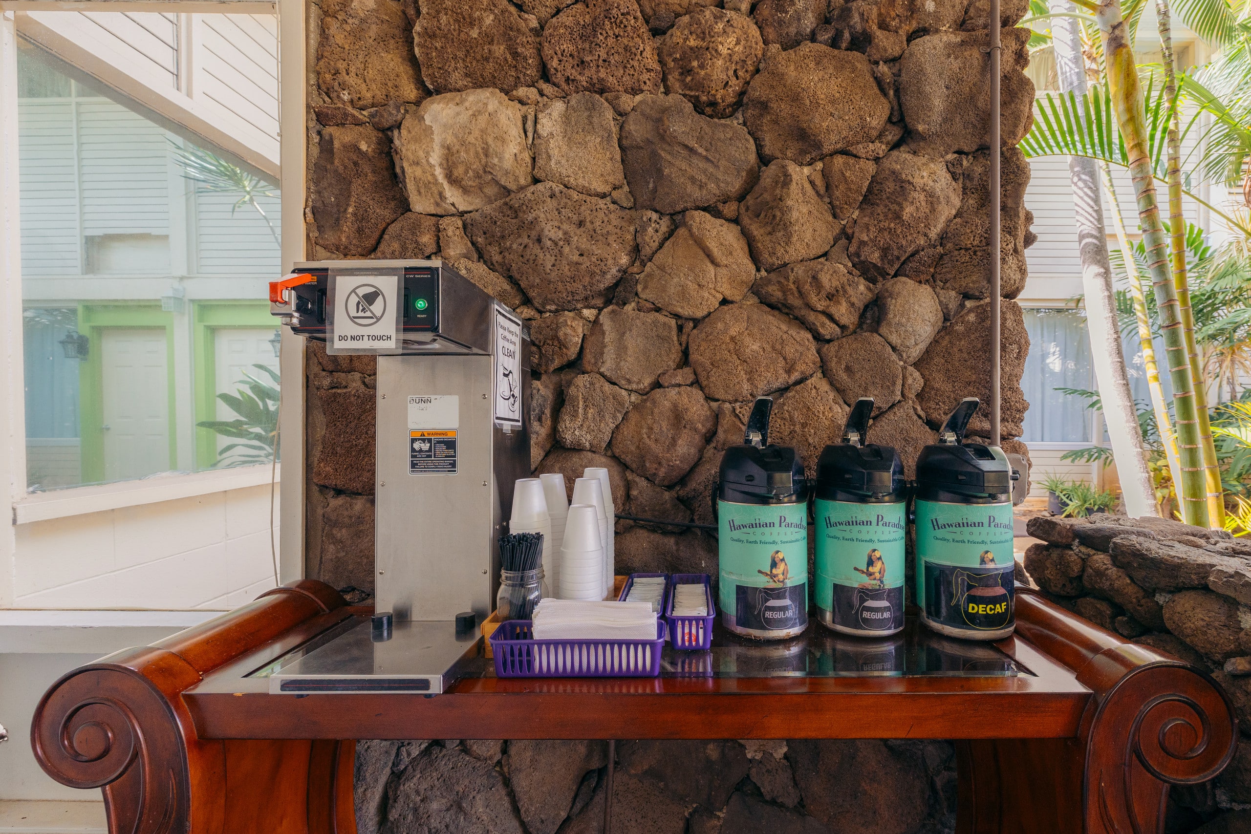 Hotel in Honolulu · ★4.13 · Studio · 2 beds · 1 private bath - Image 17