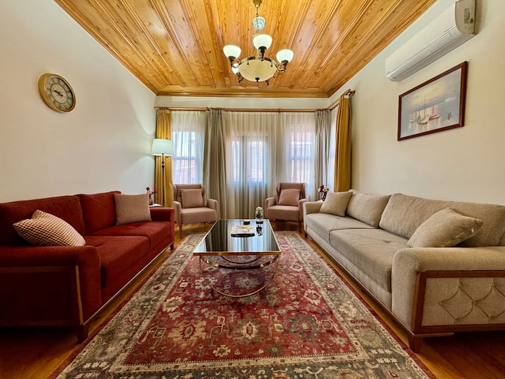 Nostalgic & Comfortable Historical Home! - Estambul