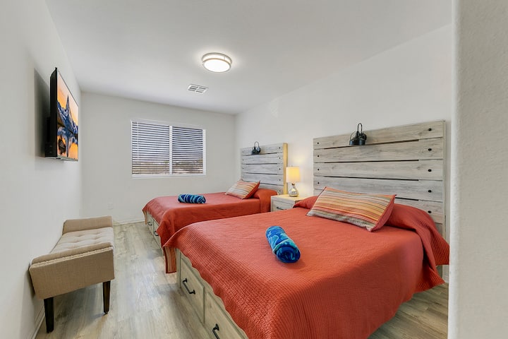 Bedroom 4 which includes 2 double beds