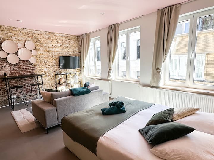 Cozy Studio In The Heart Of Ostend • Near The Sea - Ostend