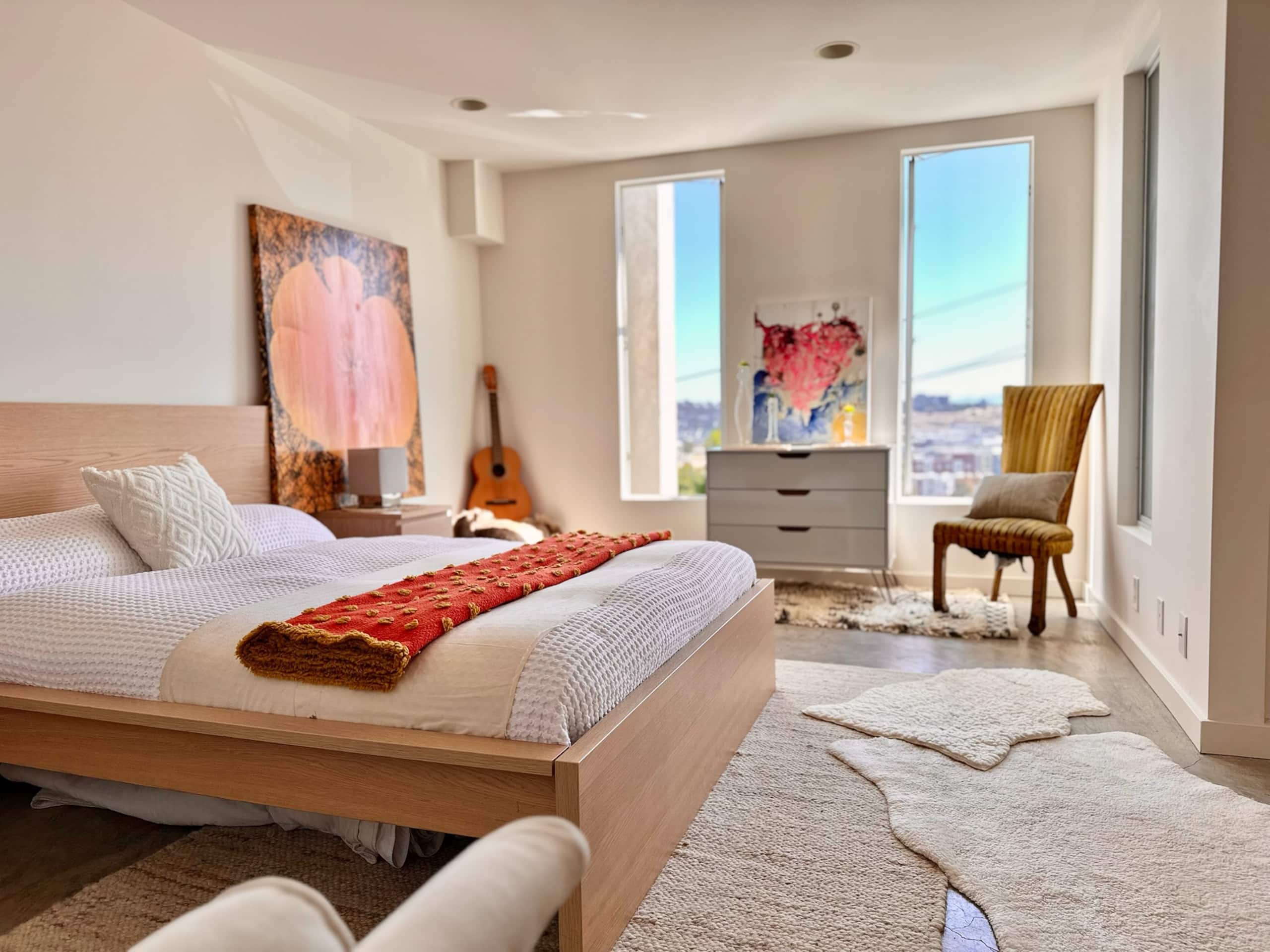 Villa in San Francisco · ★4.29 · 3 bedrooms · 3 beds · 3 baths - Image 15