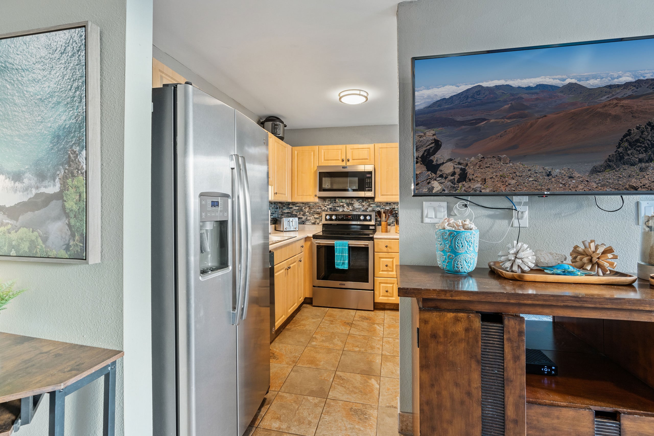 Condo in Kihei · ★4.93 · 2 bedrooms · 3 beds · 1 bath - Image 11