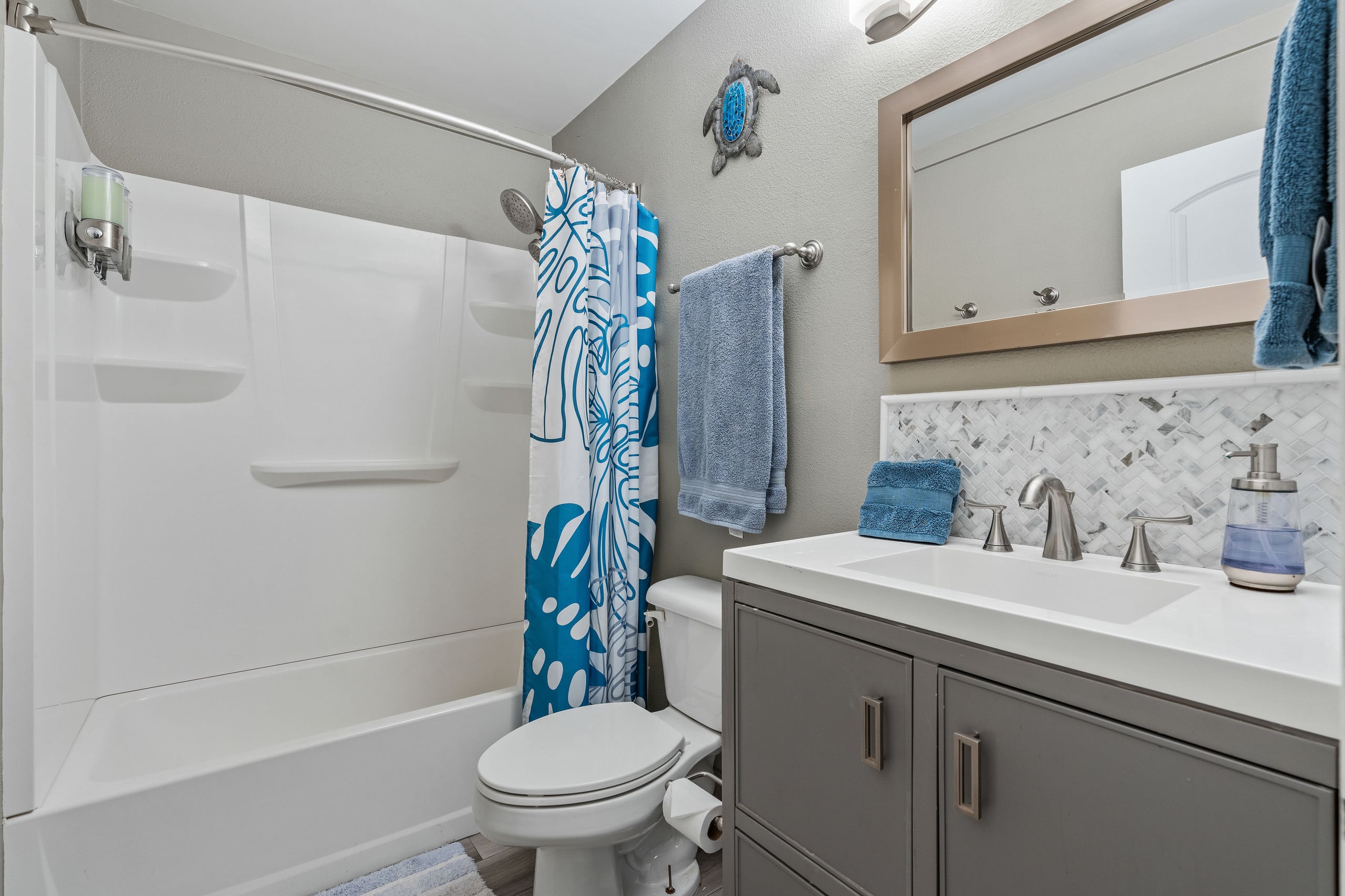 Condo in Kihei · ★4.93 · 2 bedrooms · 3 beds · 1 bath - Image 26