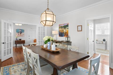 Downtown Elegant ArtBnB Historic Pettigru District
