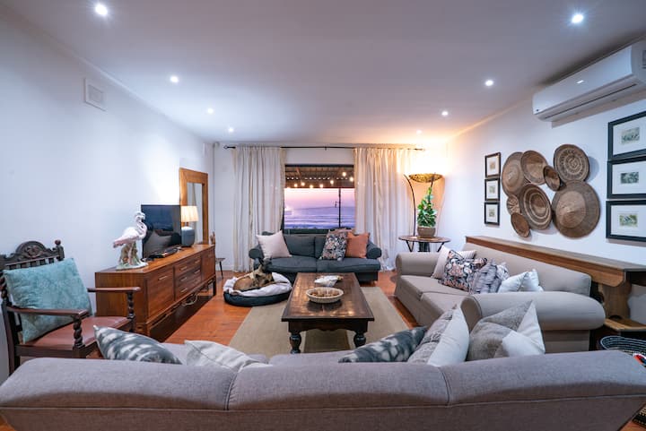 A Homely Holiday Rental With Stunning Ocean Views - Kingsburgh