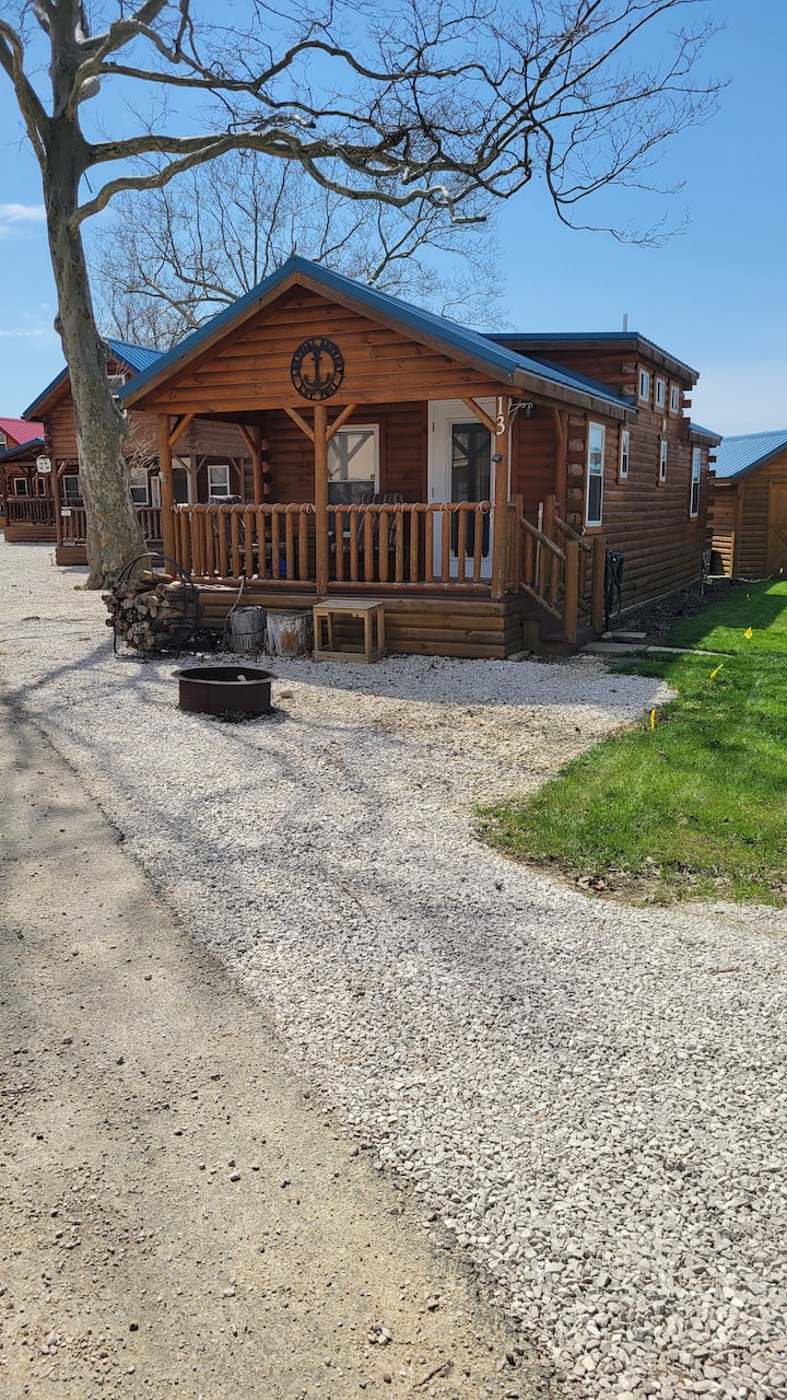 Lakeside Retreat Cabins for Rent in Ashtabula, Ohio, United States