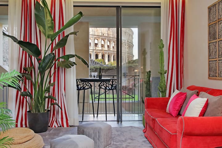 Luxury Domus Colosseum View Apartment 2 gallery image 2