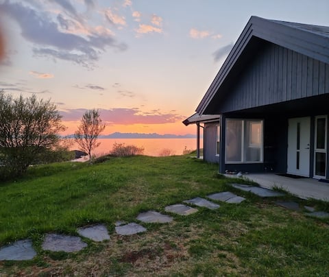 Steigen. See Lofotfjell, midnight sun and northern lights.