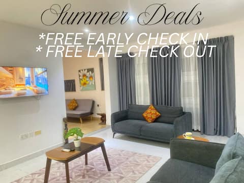 Urban 3 Bed + 3.5 bath Villa - Mè Càsa HUGE SPACE