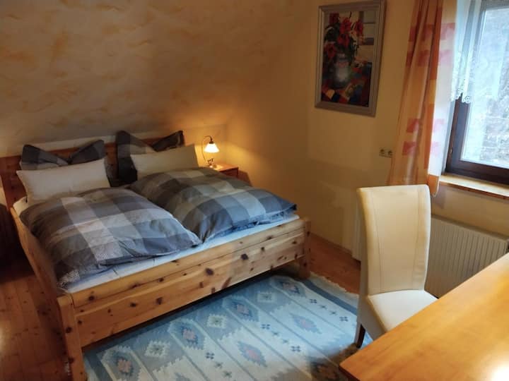 غرفة النوم 1