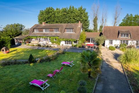 The Etretat getaway 
4 bedrooms, quiet and large spaces