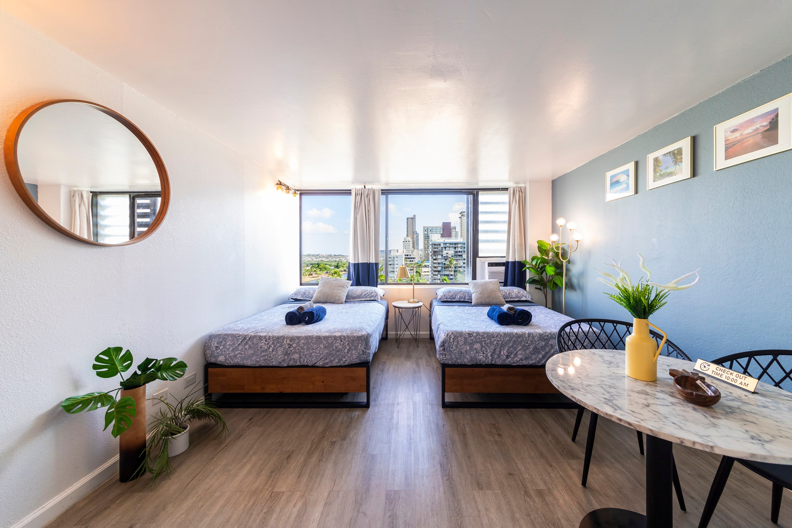 Condo in Honolulu · ★4.68 · Studio · 2 beds · 1 private bath - Image 15