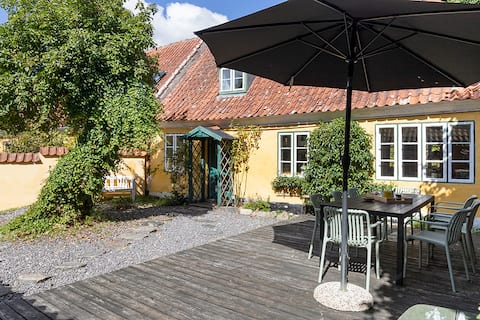 Idyllic historic townhouse by the fjord in Mariager