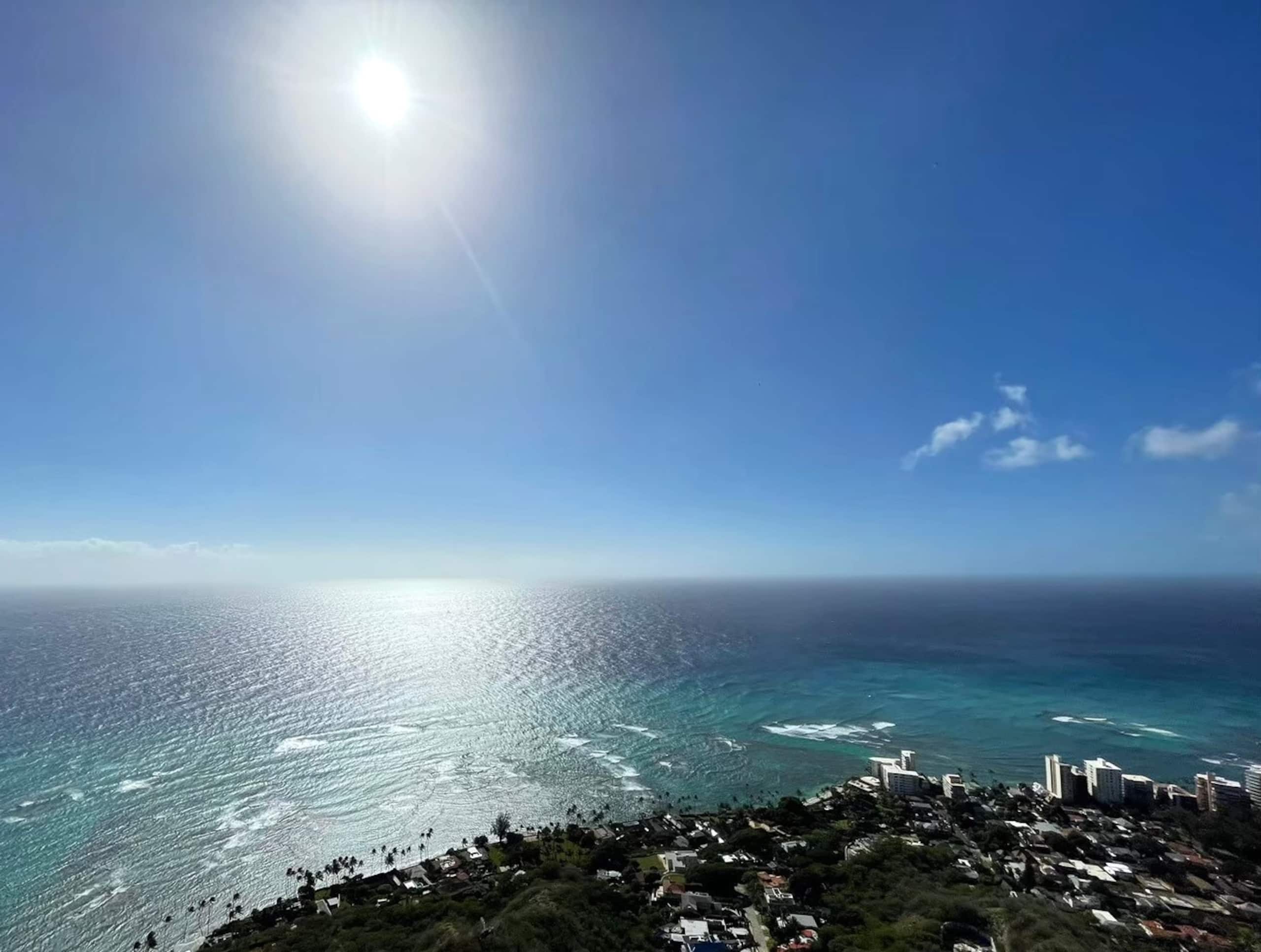 Condo in Honolulu · ★4.67 · Studio · 2 beds · 1 private bath - Image 14
