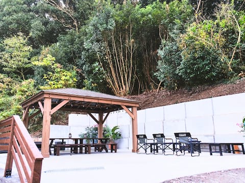 Enjoy BBQ and a bonfire in a 1200-square-meter forest. -4LDK resort cottage