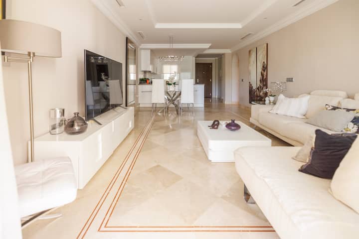 Spacious 2 Bedrooms Apartment In Luxury Complex - San Pedro, España