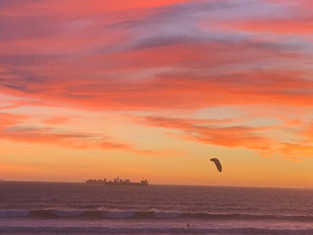 Beachfront apartment with exquisite views gallery image 5
