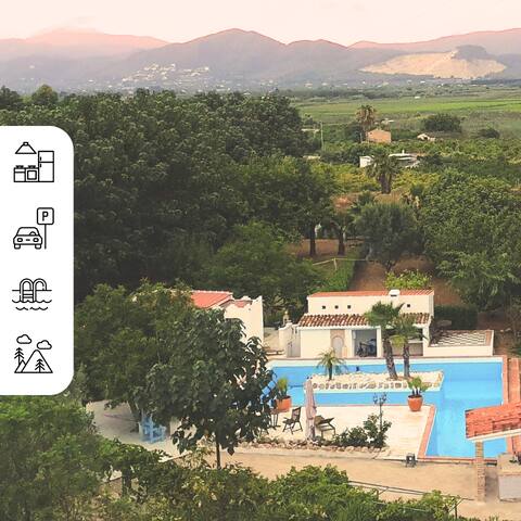 Beautiful Casa with huge property and private pool