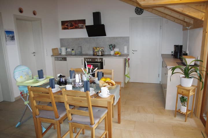 Haus Fanta - Ferienapartment Nr.2 Mit Bergblick Og - Buching
