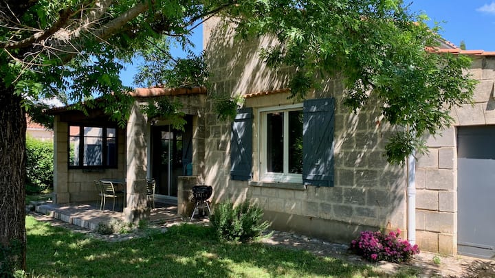 Maison Au Calme, Jardin, à 10 Min Centre D'avignon - Avignon