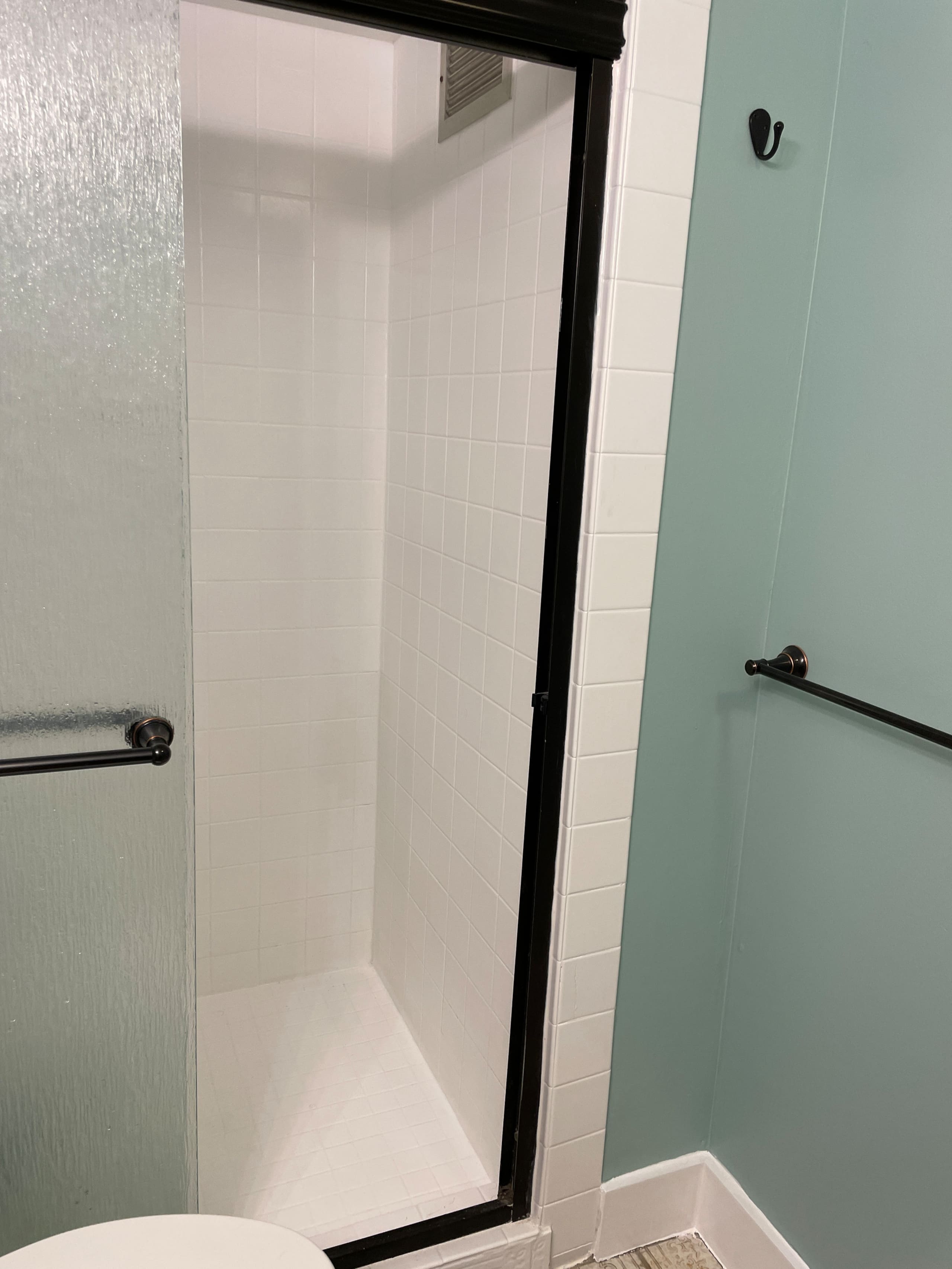 Condo in Honolulu · ★5.0 · Studio · 2 beds · 1 private bath - Image 17