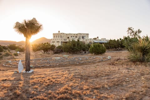 Gaia Villa Retreats - Yoga Studio, Pool, 4000sf