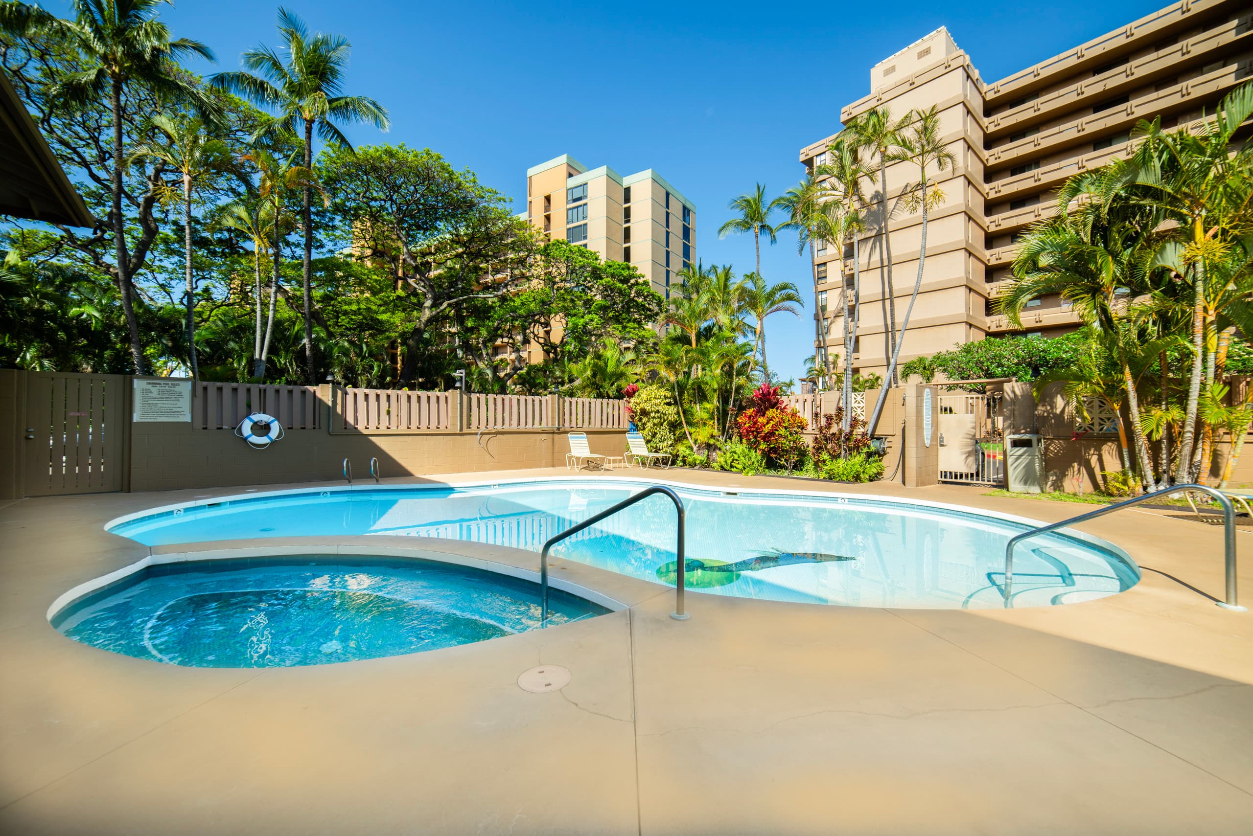 Condo in Lahaina · ★4.63 · 1 bedroom · 2 beds · 1 bath - Image 32