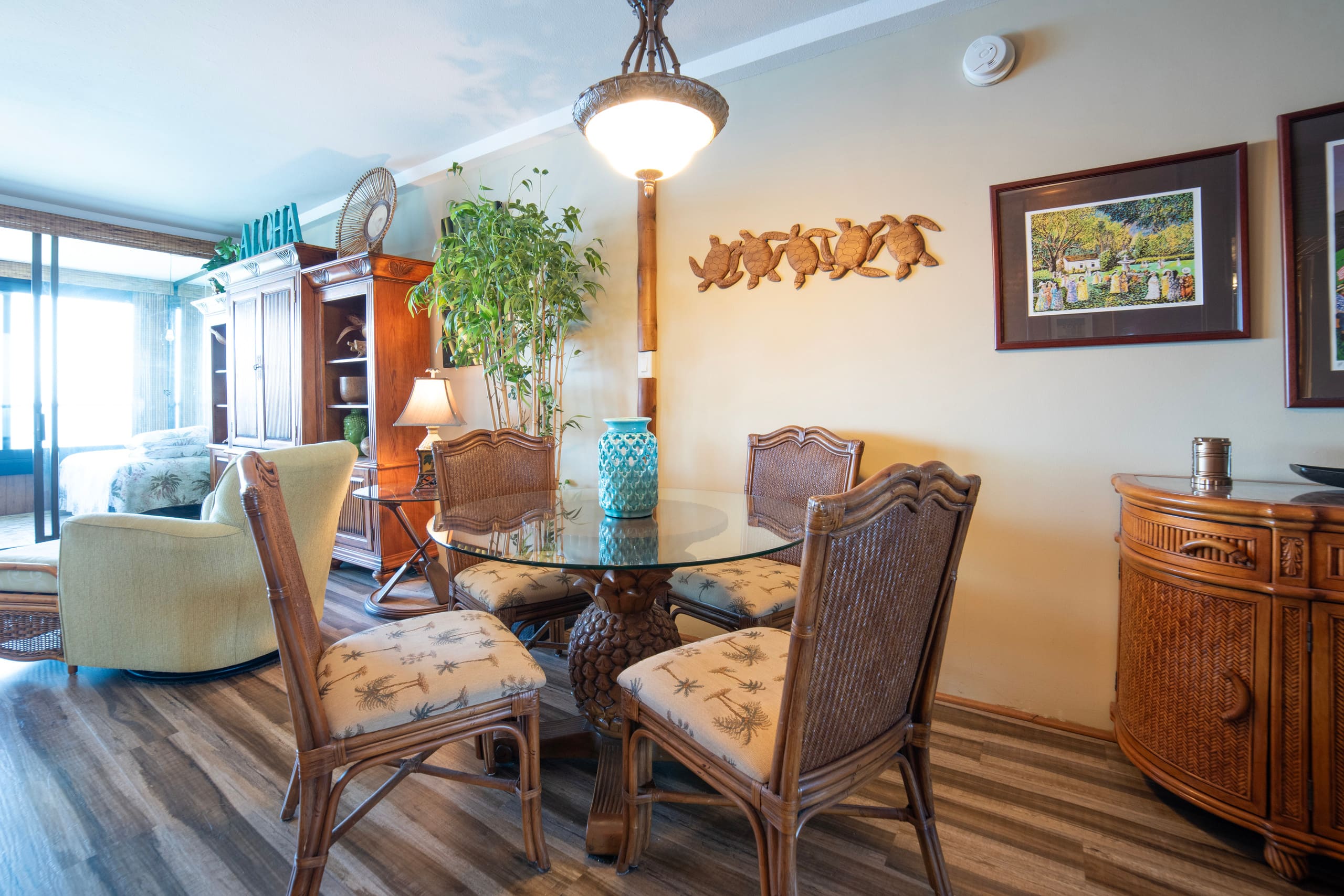 Condo in Lahaina · ★4.63 · 1 bedroom · 2 beds · 1 bath - Image 12