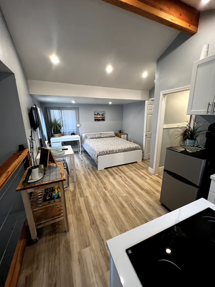 Minutes To Downtown Sd & Beaches! Modern & Clean - La Mesa, CA