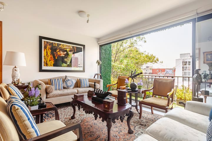 PenthHouse with 3 Rooms and Terrace in Roma Norte