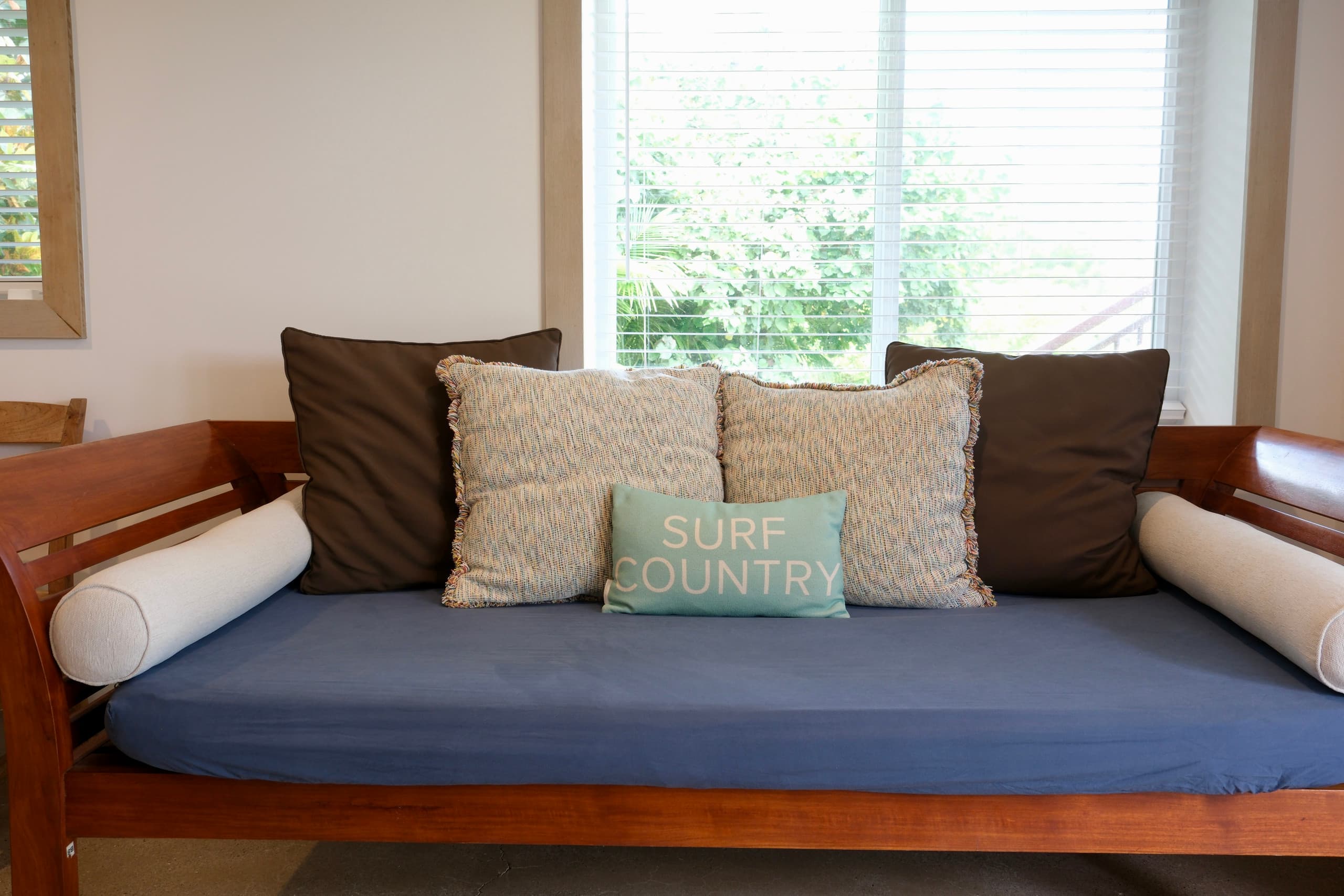 Oceanfront Studio - 100 Foot Wave Getaways - Main photo