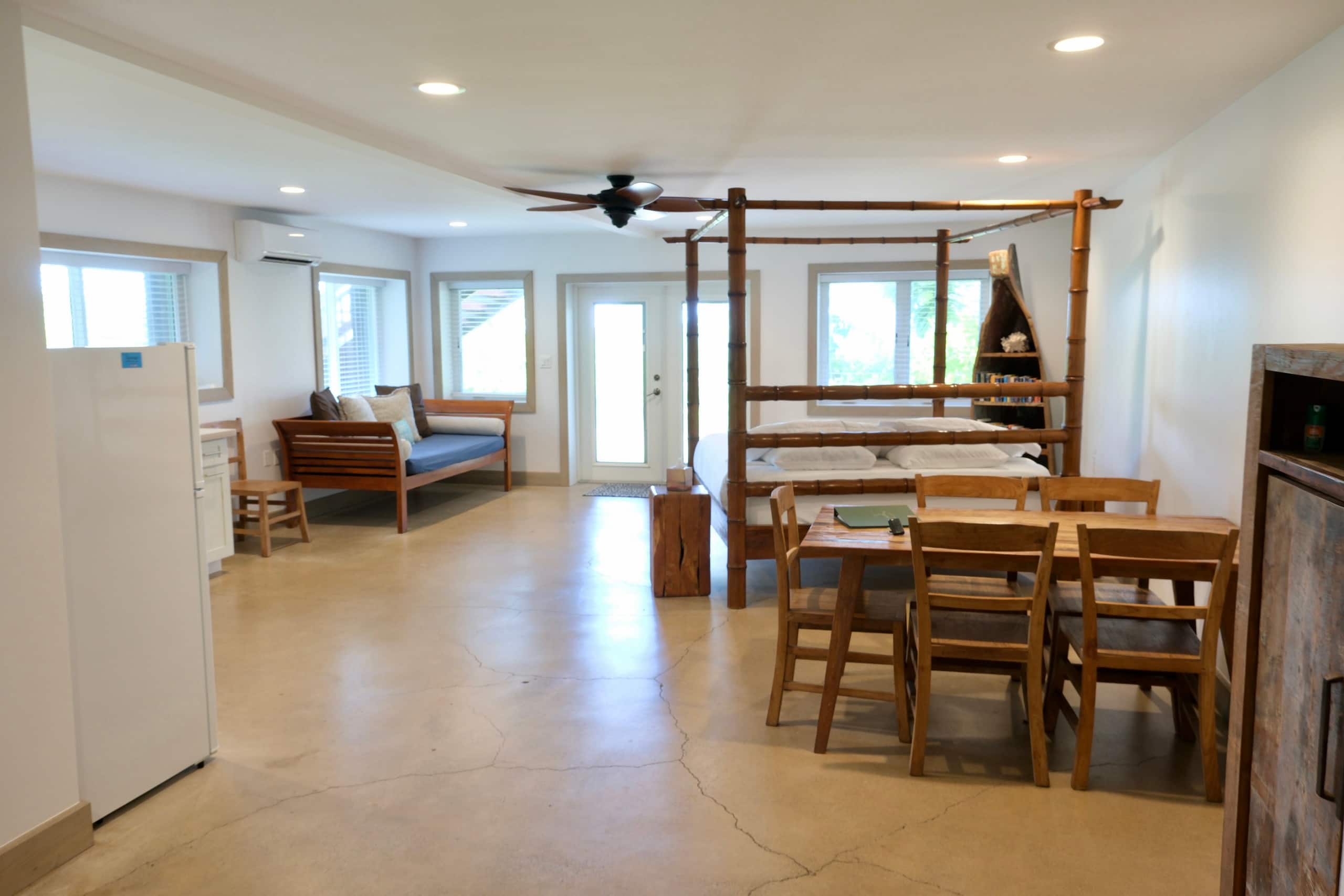 Oceanfront Studio - 100 Foot Wave Getaways - Photo 7