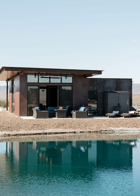 Tellee Retreat | Breathe. Sip. Enjoy.