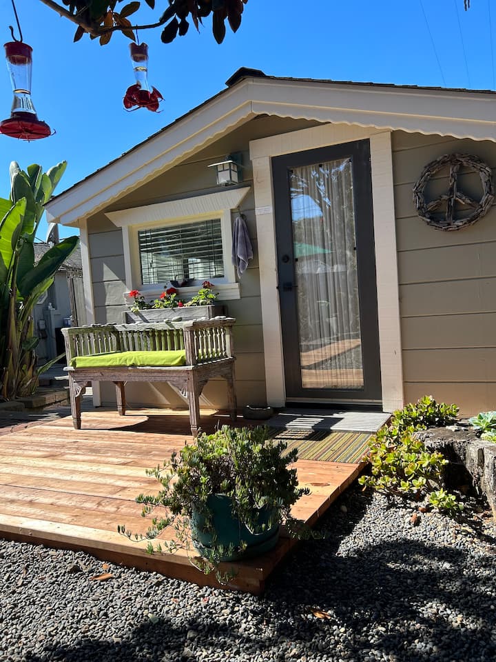 The Beach Cottage- A Simple Sanctuary - Bolinas, CA