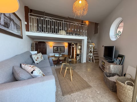 Popular Airbnb listing: Beachfront Fisherman's House in Sainte Maxime