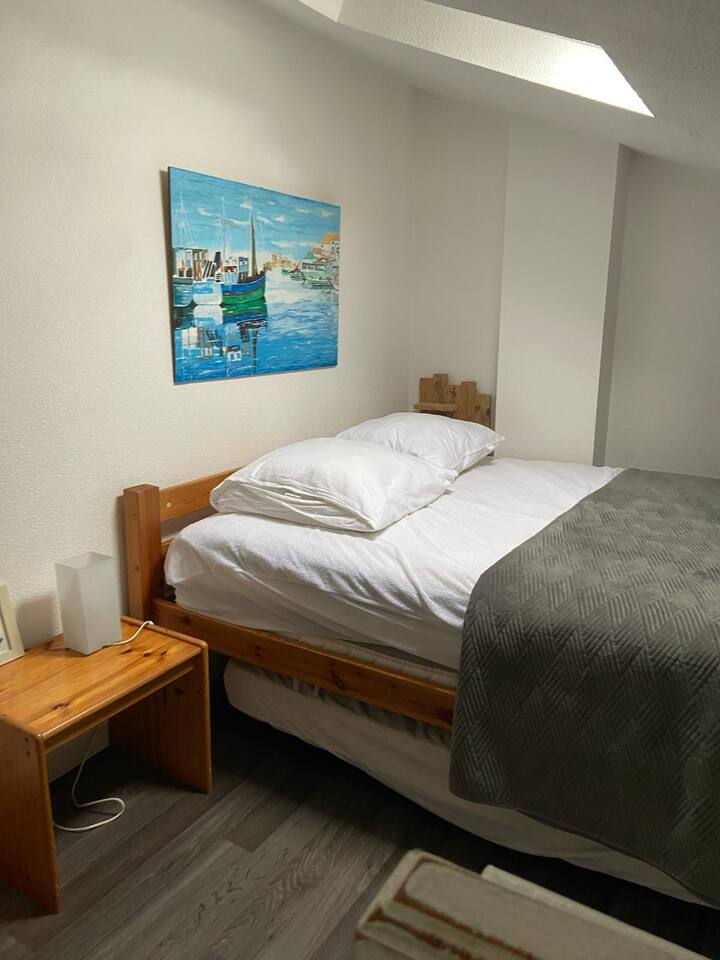 غرفة النوم 2