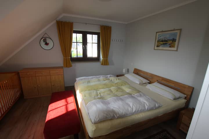 Dhomë gjumi 1