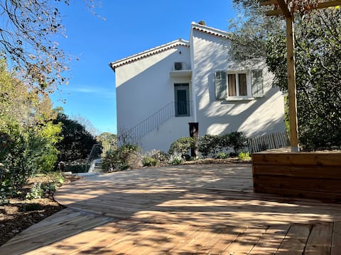 1st floor independent with garden (Cap Brun)