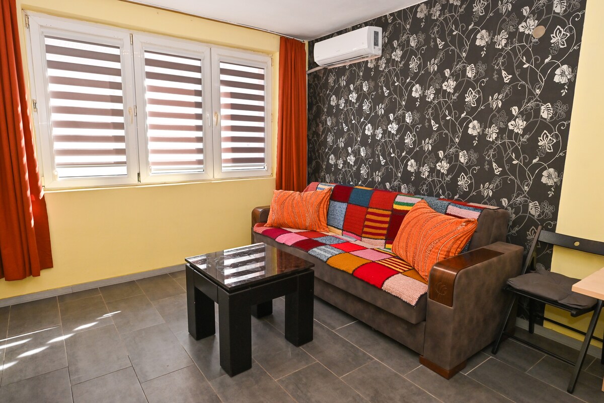 მისაღები ოთახი