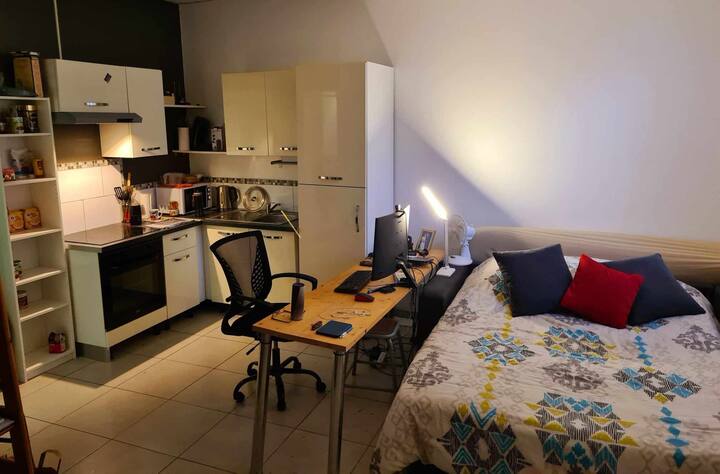 Studio Proche De La Gare - Alès