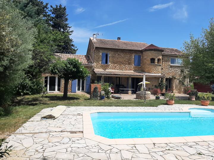 Maisonnette Jumelée Au Mas Principal - Mornas