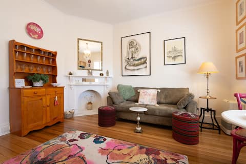 Popular Airbnb listing: At Eleven, la petite maison in Sandy Bay