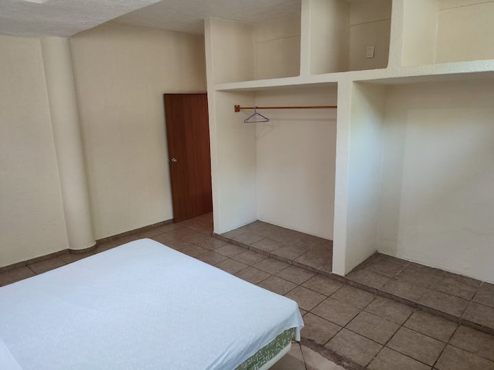 Dhomë gjumi 2