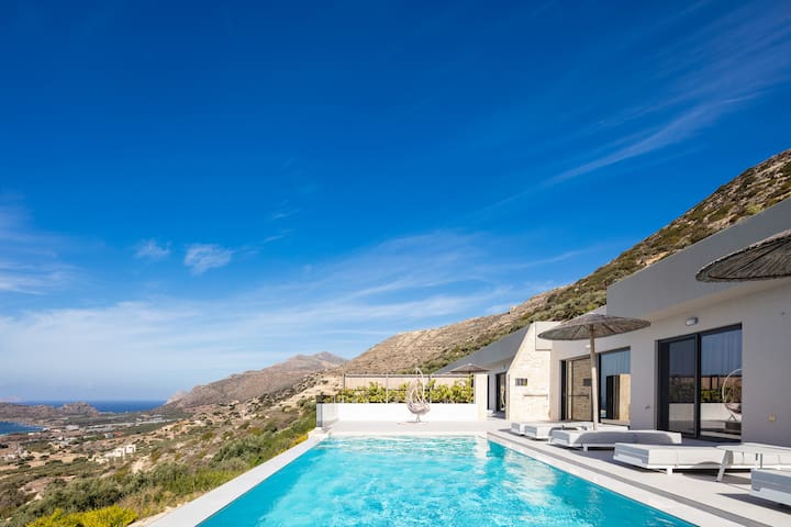Villa Erato, Private pool, Sea view, Luxury, Quiet