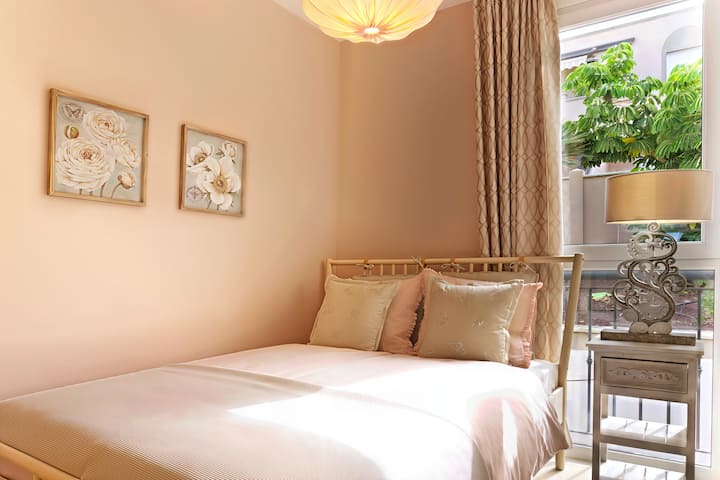 Cozy Queen Bedroom - Your peaceful Altos del Roque bedroom for restful nights