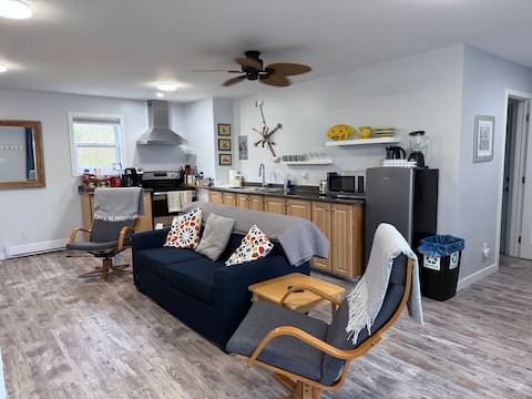 Successful Airbnb property: Driftwood Cottage, Gateway to the Cabot Trail. in Victoria, Subd. B