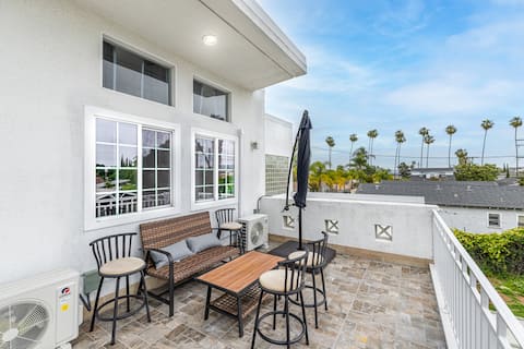 Newly renovated 3b1.5b View near DTLA B