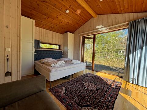 Luxury room with private bathroom/toilet near beach (2)