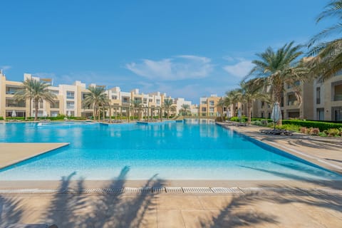 Le Chic-2BD w/Pool & Beach access-Mangroovy — El Gouna